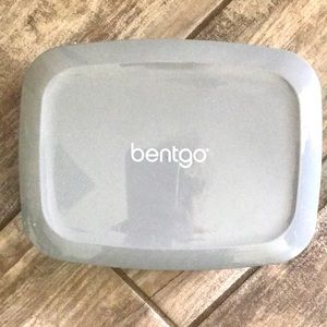 Bentgo lunch box.